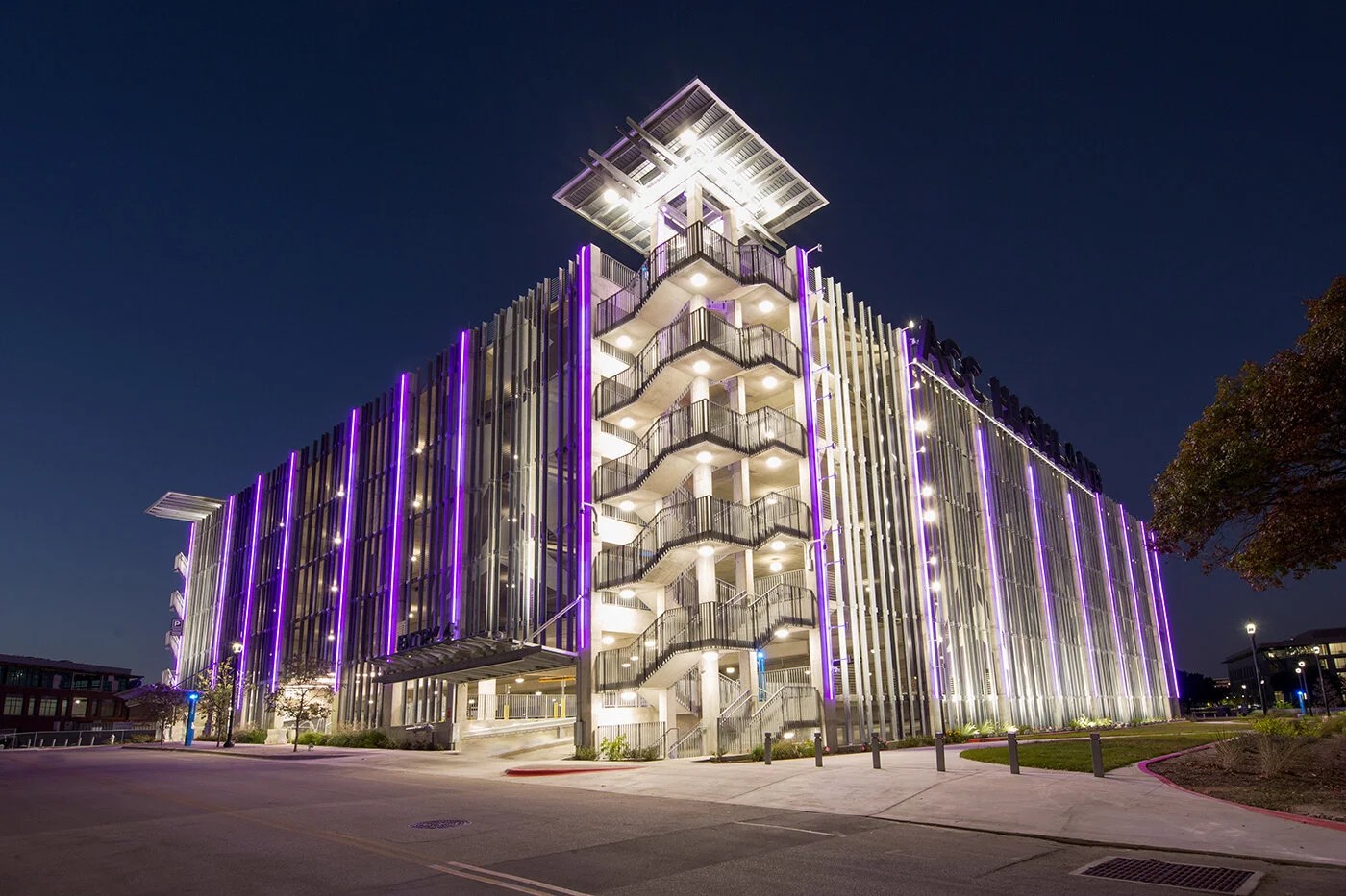 ACC Highland Garage - Austin, TX 3