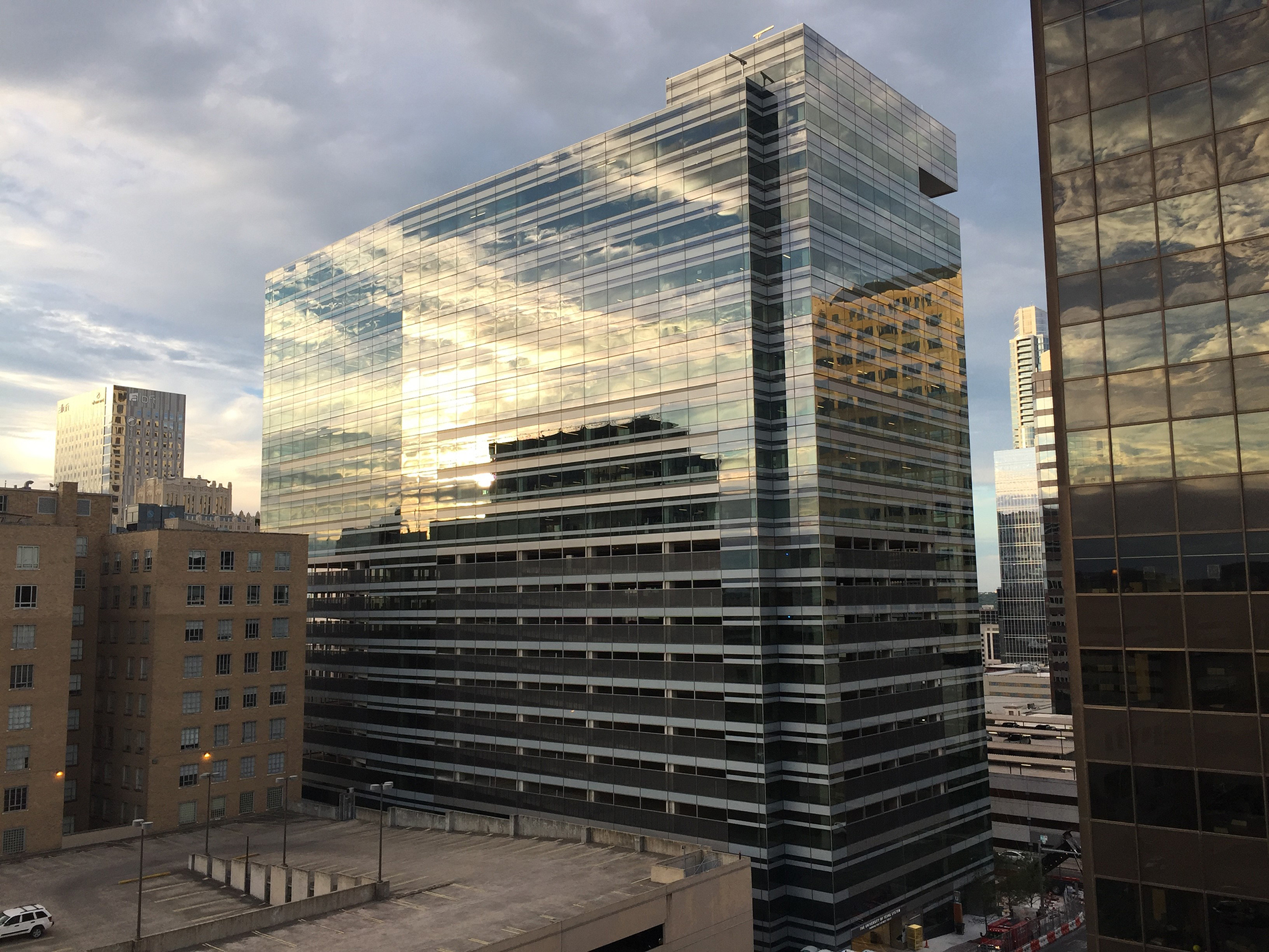 UT Replacement Office Building 1